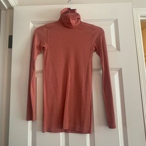Lululemon Long Sleeve Turtleneck top size 4